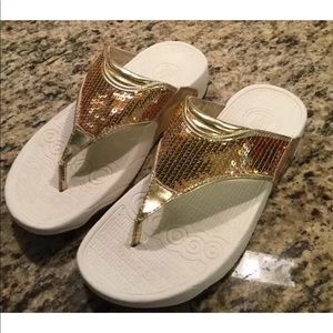 THERASHOE Gold Sequin Toning Flip Flop Sandals 8